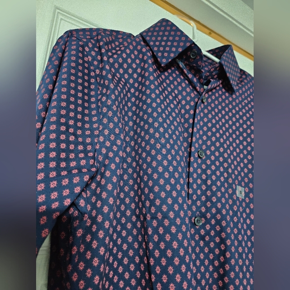 Express Men's Button Down Shirt - Picture 2 of 2